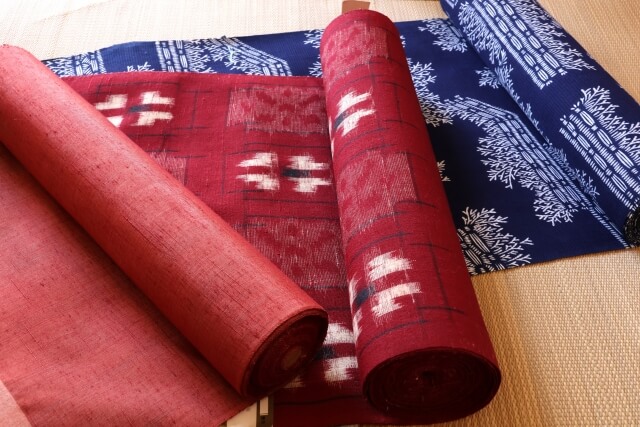 初めての一着に適した反物の見極めポイント